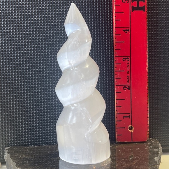 Selenite Spiral Unicorn Horn Tower Natural White Gemstone Crystal-4.75” x 1-5/8s - Picture 4 of 7